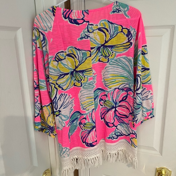 Lilly Pulitzer tunic Hibiscus Floral, size Large - Picture 2 of 2